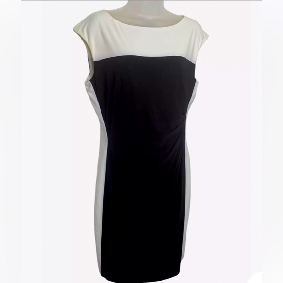 Chaps Dresses & Skirts - 🖤CHAPS Sleeveless Colorblock Black & Off White Ruched Sheath Career Dress